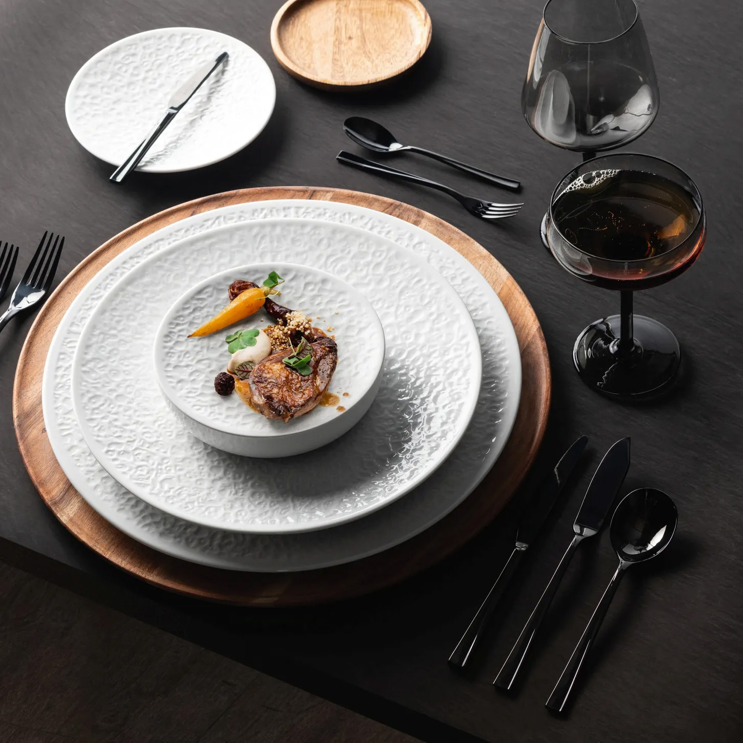 Servírovací podnos NORI WHITE, biely, 16 cm 